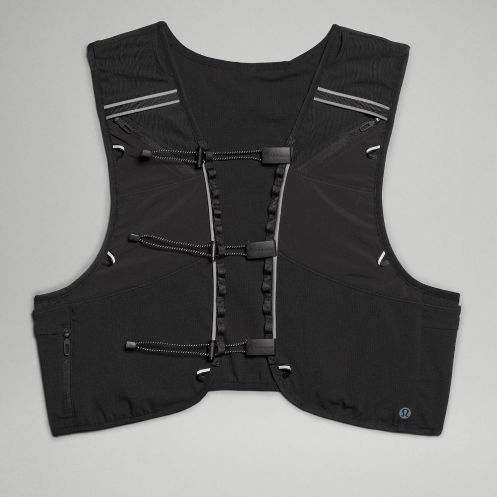 Like new Lululemon FAST FREE RUN Running VEST Black $118 Size M/L